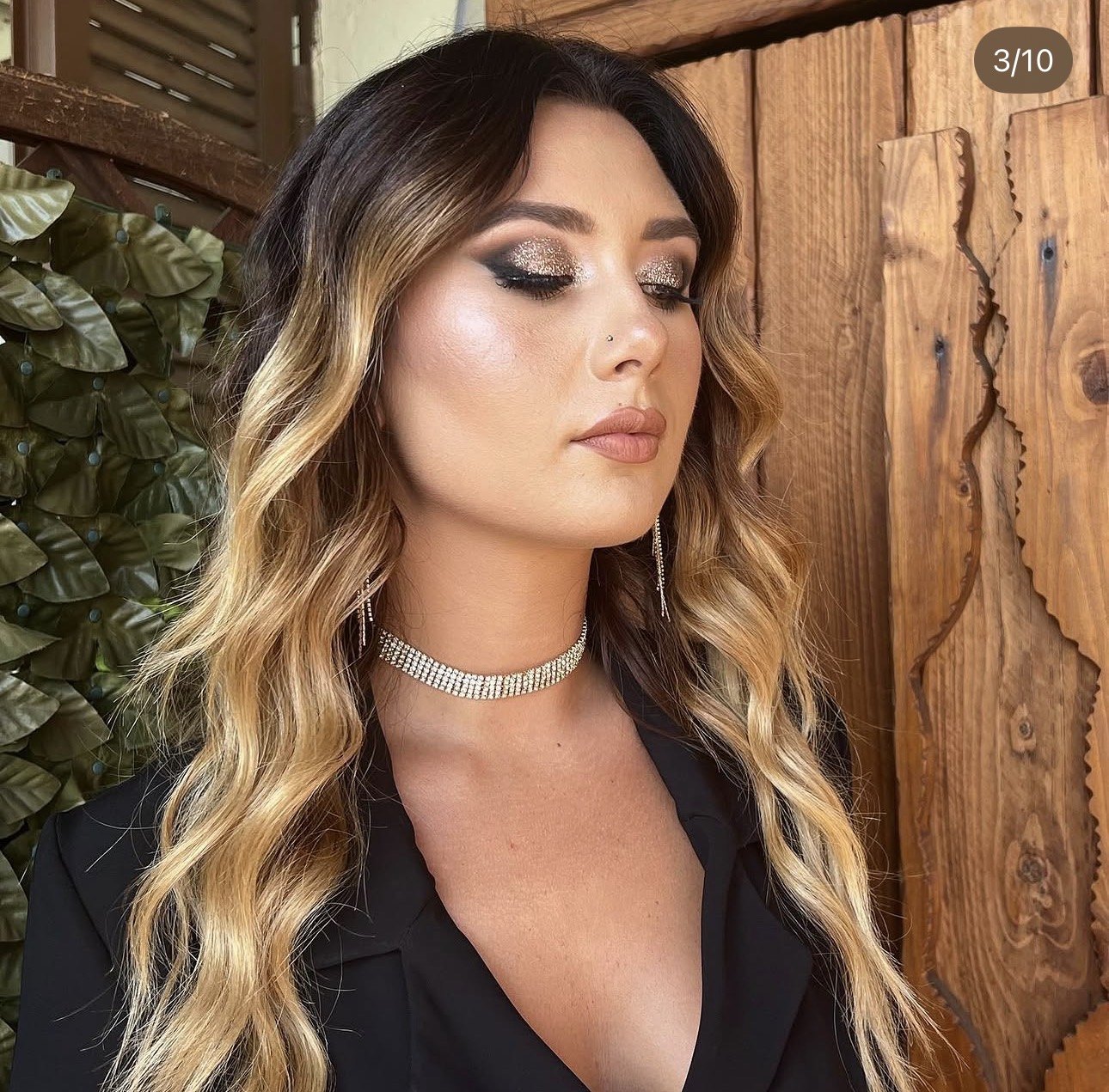 Smokey dorato con glitter — make-up Napoli